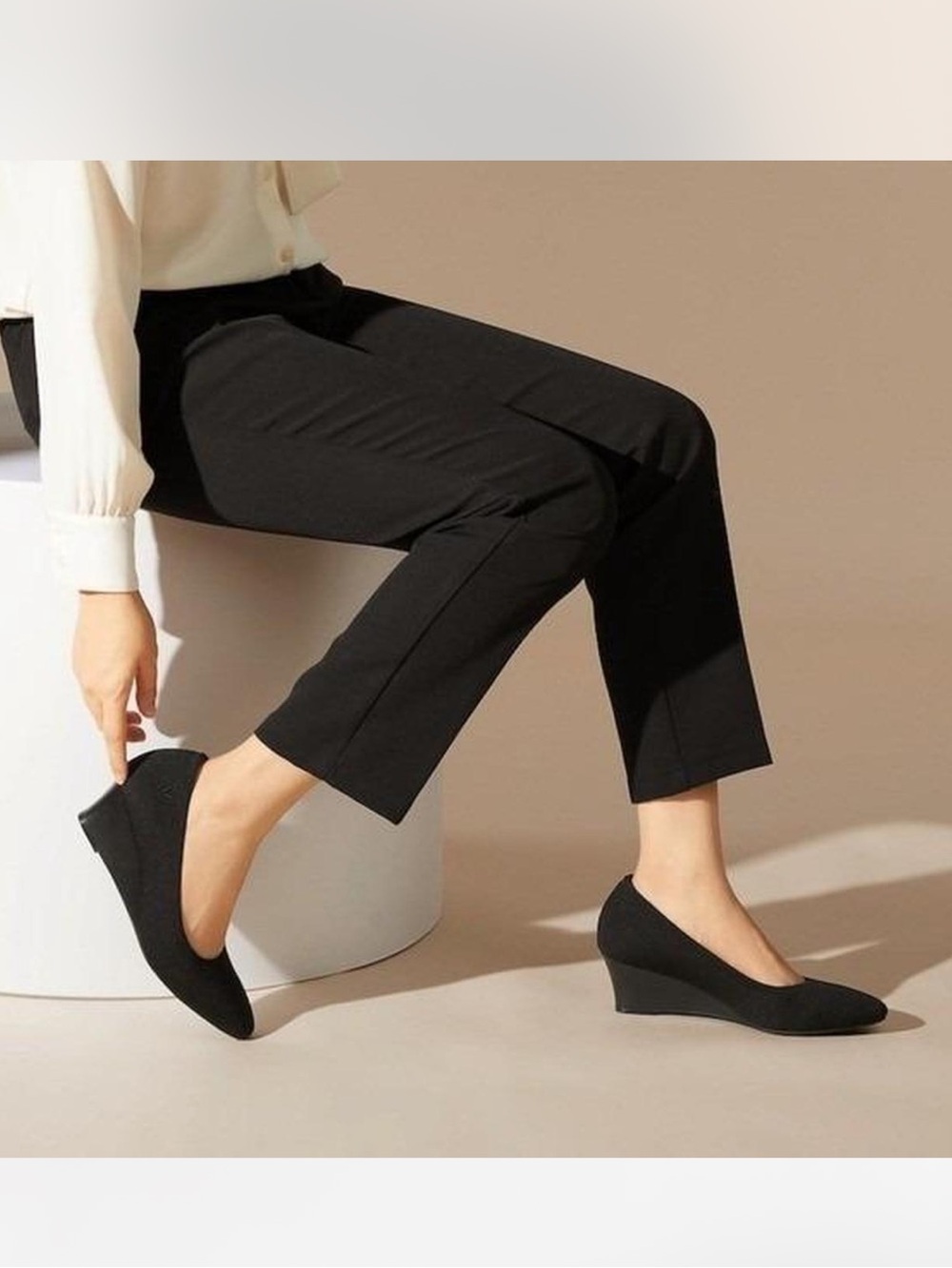 VIVAIA Pointed Toe Wedges Size 36.5